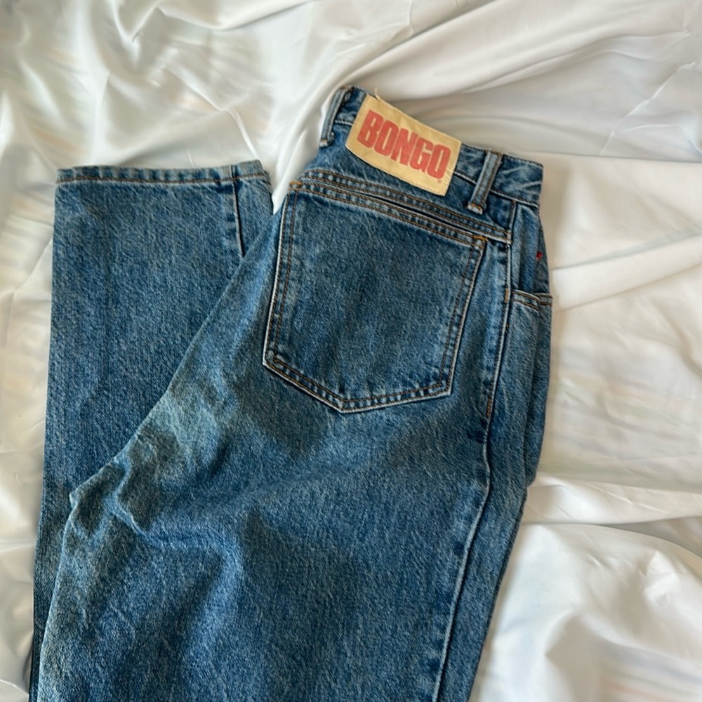 Vintage Bongo Gene Montesano Blue Denim Jeans.
Iconic back patch, exposed button